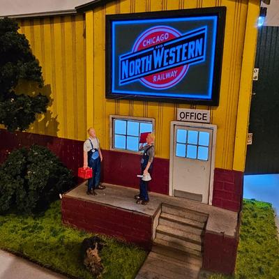 Chicago & Northwestern Lighted Train Shed (T2-JS)