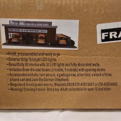 O Gauge School Bus Maintenance Garage & More (T2-JS)