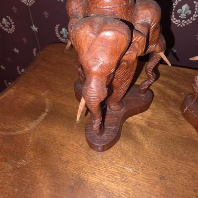 Elephant candle holder set