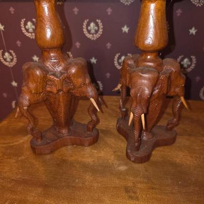 Elephant candle holder set