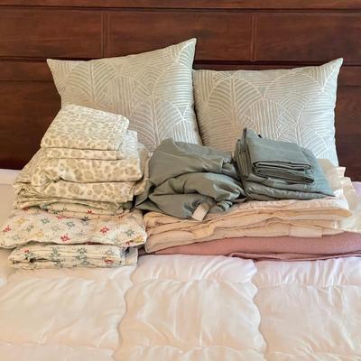 Casa Decor Down Pillows & Queen Bedding (P-SS)
