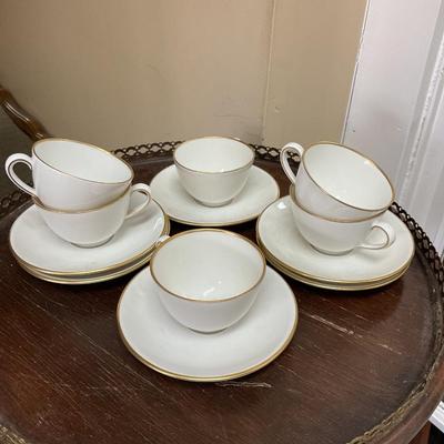 Sale Photo Thumbnail #226: 6 espresso cups and saucers 
2 cappacino cups and saucers 
Pot 8” tall 
Sugar and creamer
Shipping only with buy it now