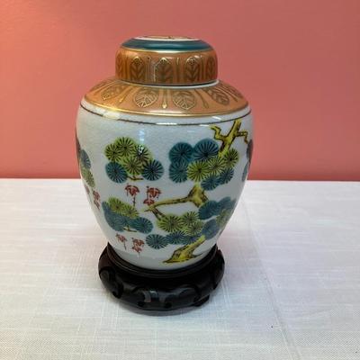 Sale Photo Thumbnail #46: 7" tall ginger pot with stand, no cracks/chips