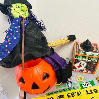 Halloween Items/Lot