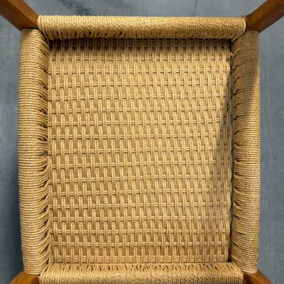 Lot 29: Mid-Century Modern Dining Table with 6 Wicker Chairs & 2 Leaf Extensions – Vintage Wood Set