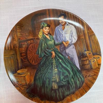 Sale Photo Thumbnail #152: Set of 3 collectible plates from "Gone With the Wind" by Knowles