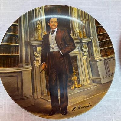 Sale Photo Thumbnail #151: Set of 3 collectible plates from "Gone With the Wind" by Knowles