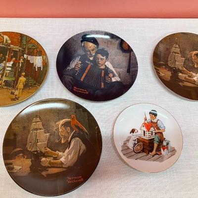 Sale Photo Thumbnail #159: Set of 5 Norman Rockwell artwork collectible plates from varied collections, excellent condition