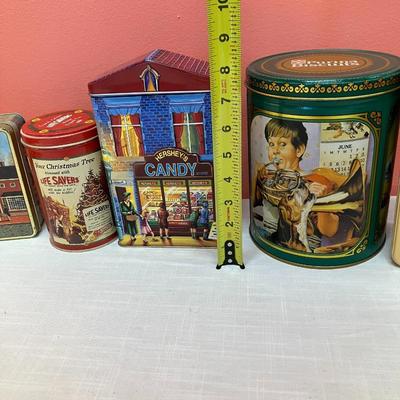 Sale Photo Thumbnail #167: Set of 5 assorted sizes of Brand name collectible tins