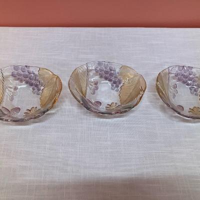 Sale Photo Thumbnail #196: Set of 3 small glass bowls with fruit design