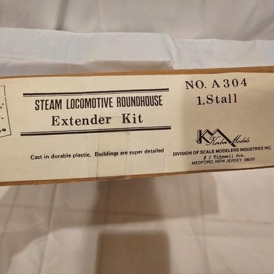 Roundhouse & Engine House Kits (T2-JS)
