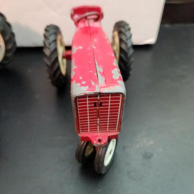 2 Die Cast Farm Tractors Blue Ford 4000 Red Tractor