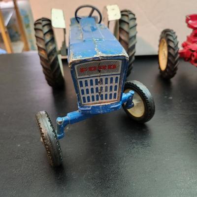 2 Die Cast Farm Tractors Blue Ford 4000 Red Tractor