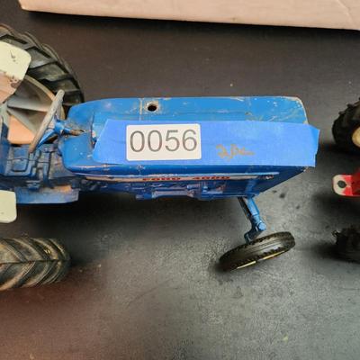 2 Die Cast Farm Tractors Blue Ford 4000 Red Tractor