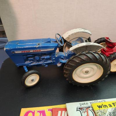 2 Die Cast Farm Tractors Blue Ford 4000 Red Tractor