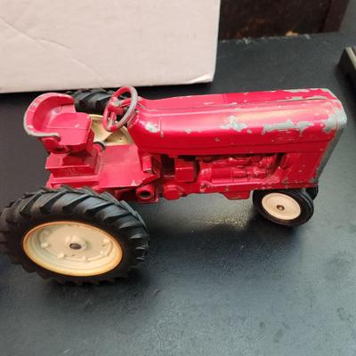 2 Die Cast Farm Tractors Blue Ford 4000 Red Tractor
