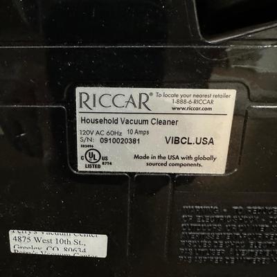 RICCAR VACUUM WITH EXTRA BAGS
