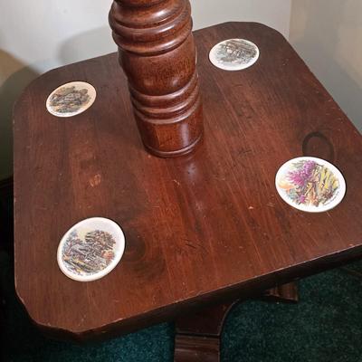 LOT 74Z: Table Lamp