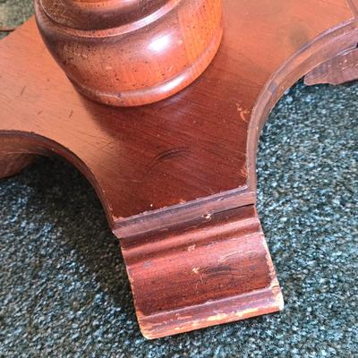 LOT 74Z: Table Lamp