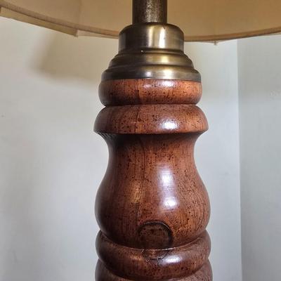 LOT 74Z: Table Lamp