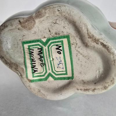LOT 83L: Jade Tree with Decorative Plates and Glass Paperweights