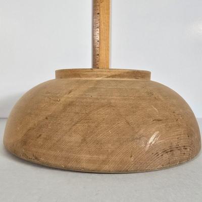 LOT 87L: Woodbury Bowl with Earthenware Crocks and Bowls