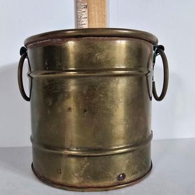 LOT 90L: Brass Home Decor