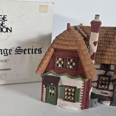 LOT 93L: Dept 56 Dicken's Villiage