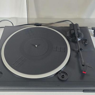 LOT 95L: Kenwood Turntable KD 291R
