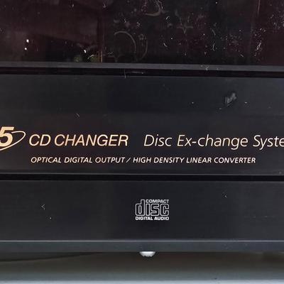 LOT 98L: Sony 5-Disk CD Changer CDP-CE375