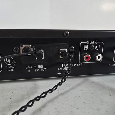 LOT 99L: Technics Stereo Synthesizer Tuner ST-K55