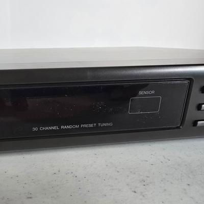 LOT 99L: Technics Stereo Synthesizer Tuner ST-K55