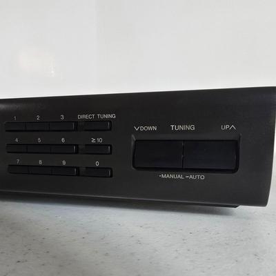 LOT 99L: Technics Stereo Synthesizer Tuner ST-K55