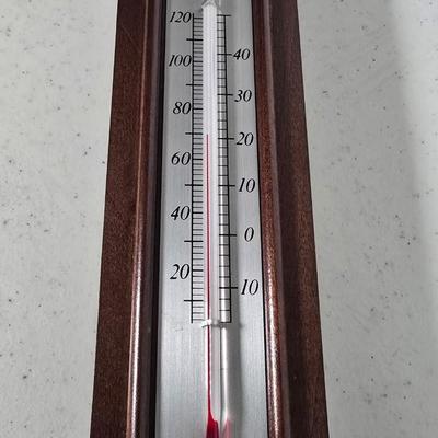 LOT 100L: Howard Miller Catalina Thermometer Barometer Hygrometer Clock Weather Station 612-718
