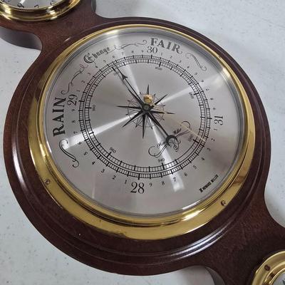 LOT 100L: Howard Miller Catalina Thermometer Barometer Hygrometer Clock Weather Station 612-718