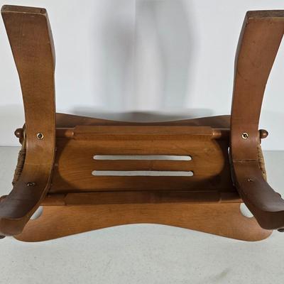 LOT 101L: Camel Saddles