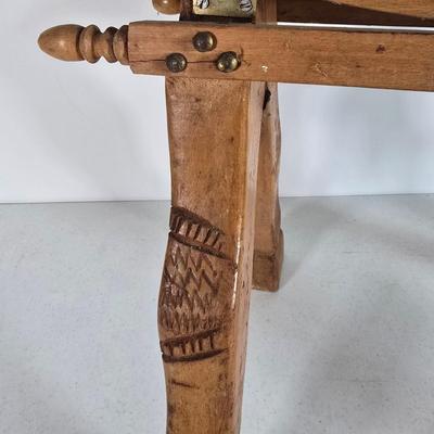 LOT 101L: Camel Saddles