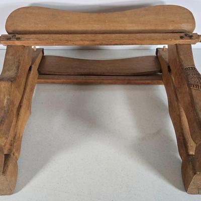 LOT 101L: Camel Saddles