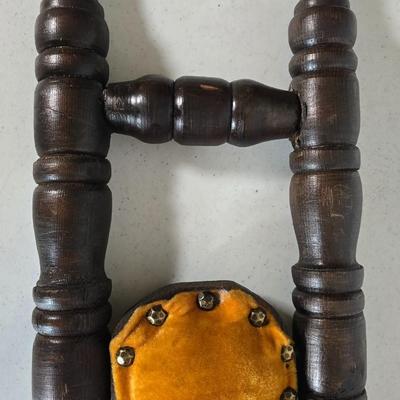 LOT 102: Narrow Chair