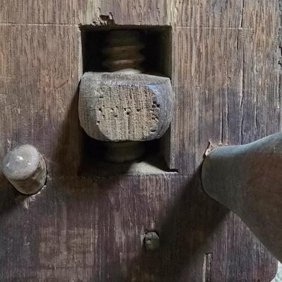 LOT 103L: Spinning Wheel and Wood Barrel
