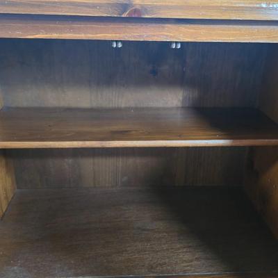 LOT 113D: Buffet Table