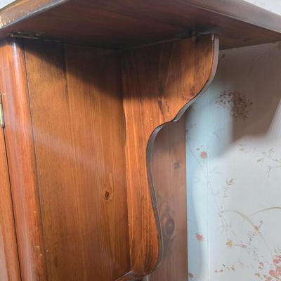 LOT 113D: Buffet Table