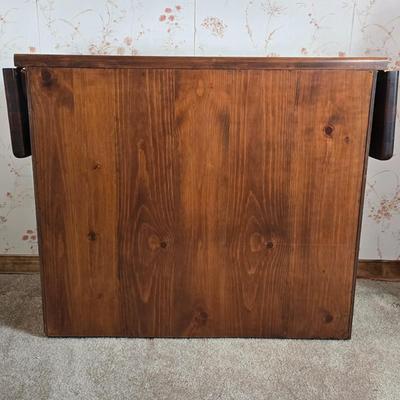 LOT 113D: Buffet Table