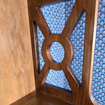 LOT 115Y: Bookcase