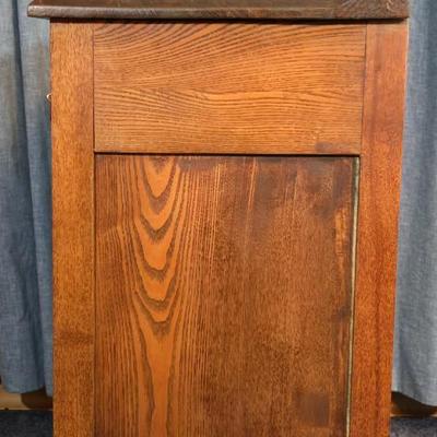 LOT 118Y: Antique Carved Bedroom Set