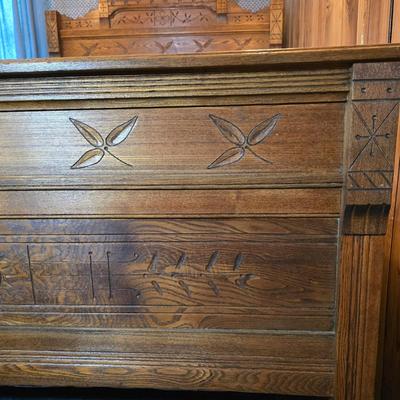 LOT 118Y: Antique Carved Bedroom Set