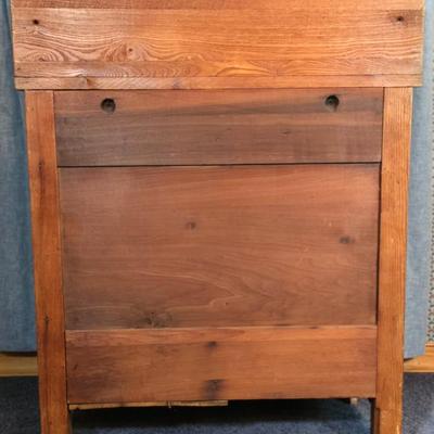 LOT 118Y: Antique Carved Bedroom Set