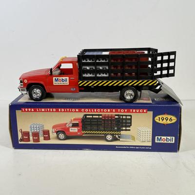 LOT 130B: Collection of Vintage Mobil Trucks