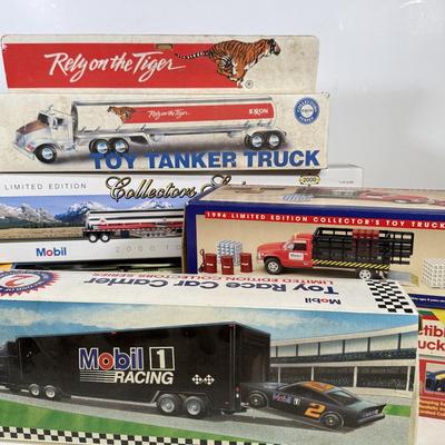 LOT 130B: Collection of Vintage Mobil Trucks