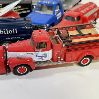 LOT 144B: Various Collectible Mobil Trucks and Cars